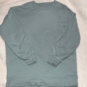 Lululemon perfectly oversized crew